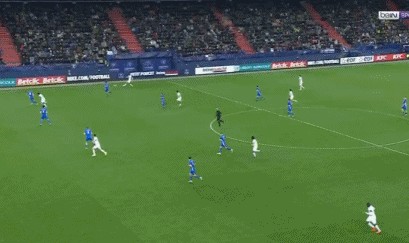 开云-半场：马赛4-0巴约，特拉奥雷传射，格林伍德、古伊里破门